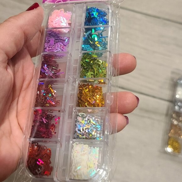 🐠 Nail art sequins set🧋 🍋 🌷☃️🦋🐯 - Picture 3 of 4
